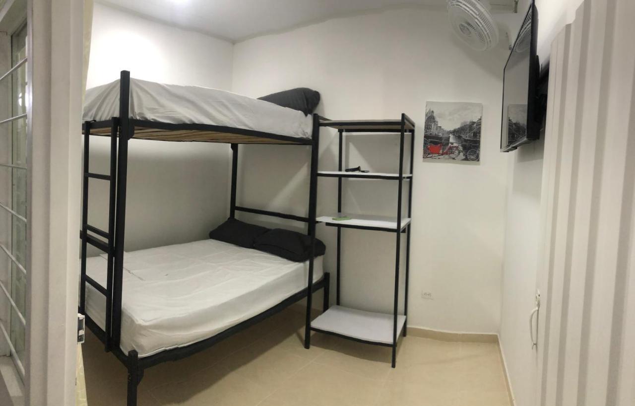 Kava Casa Hostal Рольданильо Экстерьер фото